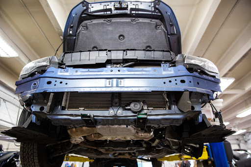 Truck Repair Shop «Status Symbol Auto Body», reviews and photos, 322 E Cucharras St, Colorado Springs, CO 80903, USA