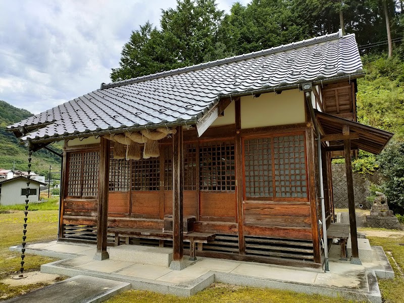 石壺神社