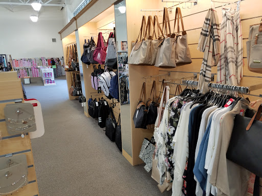 Shoe Store «DSW Designer Shoe Warehouse», reviews and photos, 314 Marketplace Mile, Plainfield, IN 46168, USA