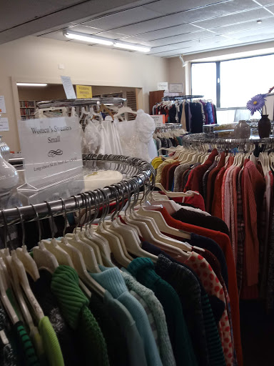 Thrift Store «New 2 You», reviews and photos, 18230 Torrence Ave, Lansing, IL 60438, USA