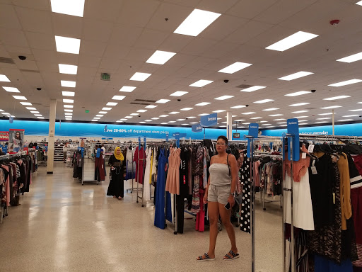 Clothing Store «Ross Dress for Less», reviews and photos, 3201 Eastway Dr, Charlotte, NC 28205, USA