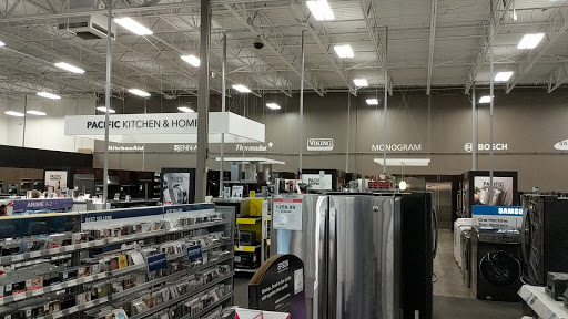 Electronics Store «Best Buy», reviews and photos, 21051 Haggerty Rd, Novi, MI 48375, USA