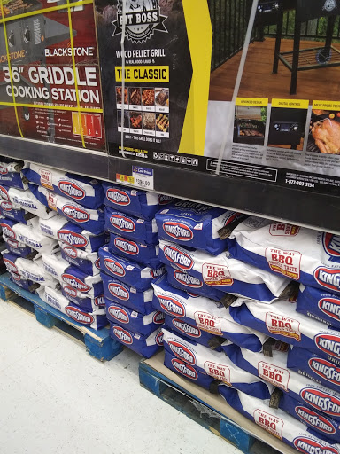 Department Store «Walmart Supercenter», reviews and photos, 814 W Bell Ave, Knoxville, IA 50138, USA