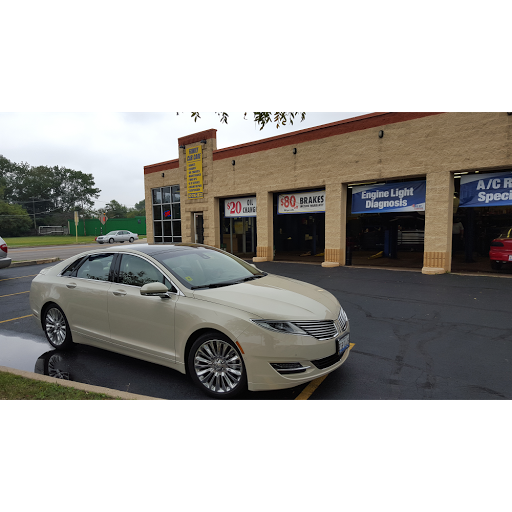 Auto Repair Shop «Family Car Care», reviews and photos, 480 S River Rd, Des Plaines, IL 60016, USA