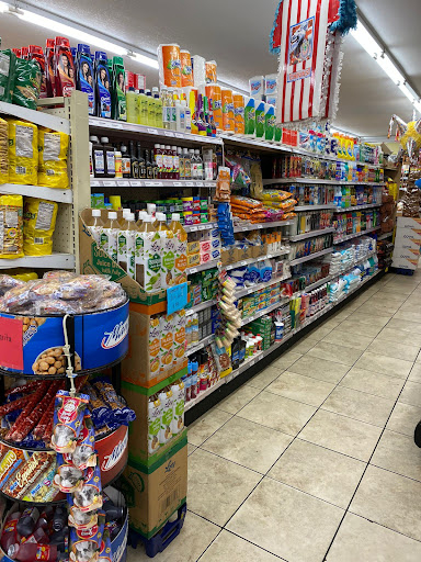 Grocery Store «Fiesta Tropical Market», reviews and photos, 547 E Bridgers Ave, Auburndale, FL 33823, USA
