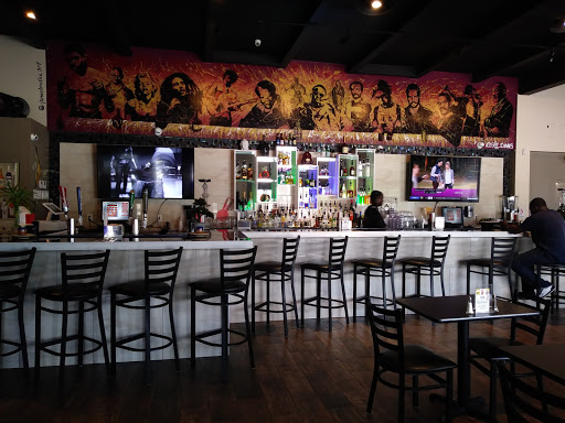 Bar & Grill «Henney Tyme Bar and Lounge», reviews and photos, 3200 Hallandale Beach Blvd, Hollywood, FL 33023, USA