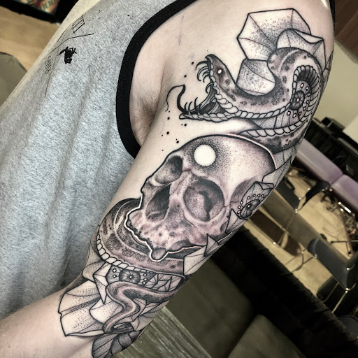 Explore three heart tattoo ideas, creative tattoo ideas in Savannah, available at tattoos by delan