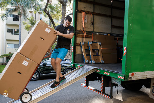 Moving and Storage Service «Royal Moving & Storage Company Los Angeles», reviews and photos, 4102 Melrose Ave, Los Angeles, CA 90029, USA