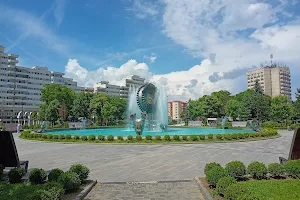 Kinetic Fountain image