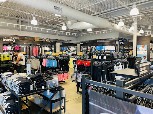 Sporting Goods Store «Adidas Outlet Store Leesburg», reviews and photos, 241 Fort Evans Rd NE #897, Leesburg, VA 20176, USA