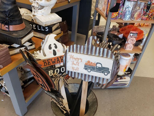 Department Store «T.J. Maxx», reviews and photos, 1 Wal-Mart Plaza #71, Clinton, NJ 08809, USA