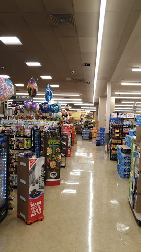 Grocery Store «Safeway», reviews and photos, 10541 Connecticut Ave, Kensington, MD 20895, USA