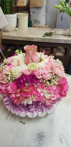 Florist «Canoga Park Florist», reviews and photos, 7144 Owensmouth Ave, Canoga Park, CA 91303, USA