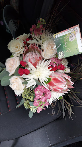 Florist «Stacy K Floral», reviews and photos, 43 Russell St, Rochester, NY 14607, USA