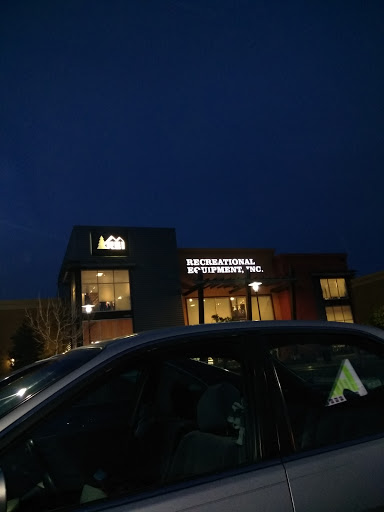 Camping Store «REI», reviews and photos, 2450 Charleston Rd, Mountain View, CA 94043, USA