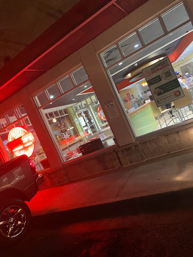 Bakery «Krispy Kreme Doughnuts», reviews and photos, 633 Evans St SW, Atlanta, GA 30310, USA