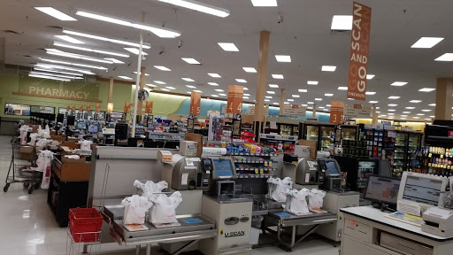 Grocery Store «Schnucks», reviews and photos, 20 Dillon Plaza Dr, High Ridge, MO 63049, USA