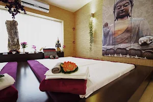 Thai Massage Savanna image