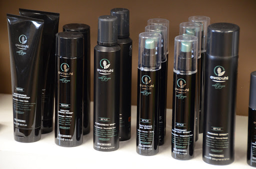 Day Spa «Blades Salon & Day Spa», reviews and photos, 231 N Main St, Madisonville, KY 42431, USA