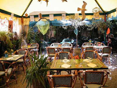 Le café jardin à Antibes