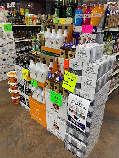 Liquor Store «Cherry Creek Liquor», reviews and photos, 13750 E Quincy Ave, Aurora, CO 80015, USA