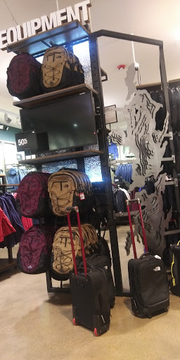 Clothing Store «The North Face Outlet», reviews and photos, 1201 Lighthouse Pl, Michigan City, IN 46360, USA