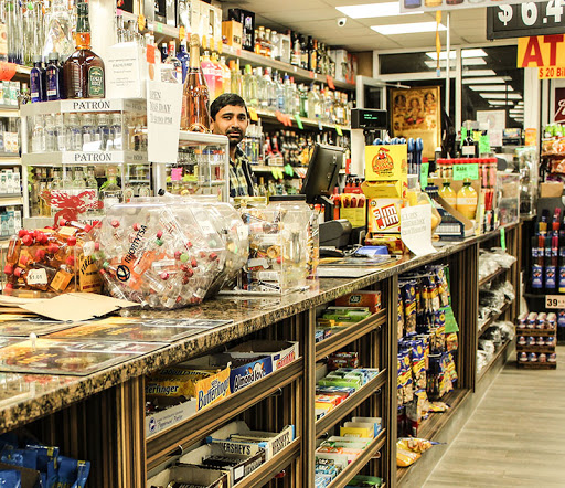 Marlboro Liquors, 5725 Crain Hwy, Upper Marlboro, MD 20772, USA, 