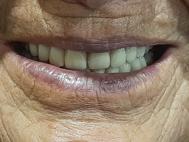Laboratorista dental Doris