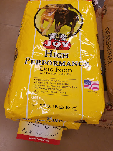 Animal Feed Store «Lavernia Country Store», reviews and photos, 13625 US-87, La Vernia, TX 78121, USA