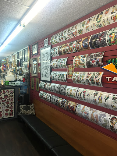 Tattoo Shop «Treasure Island Tattoo Company», reviews and photos, 10631 Gulf Blvd, Treasure Island, FL 33706, USA
