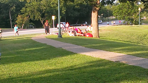 Park «Lake Cliff Park», reviews and photos, 300 E Colorado Blvd, Dallas, TX 75201, USA