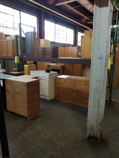 Salvage Yard «Urban Ore», reviews and photos, 900 Murray St, Berkeley, CA 94710, USA