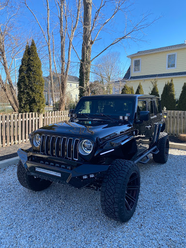 Car Dealer «Dealers Trade Outlet», reviews and photos, 16327 Lee Hwy, Gainesville, VA 20155, USA