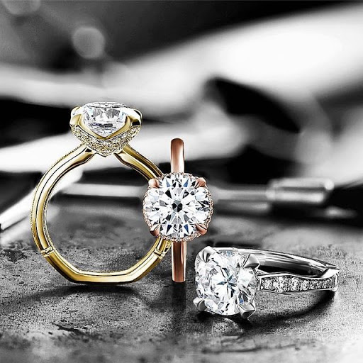 Jewelry Store «Worthington Jewelers», reviews and photos, 692 High St, Worthington, OH 43085, USA