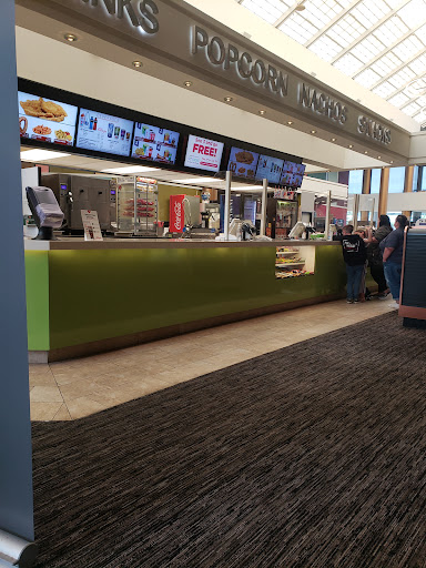 Movie Theater «Showcase Cinemas North Attleboro», reviews and photos, 640 S Washington St, North Attleborough, MA 02760, USA