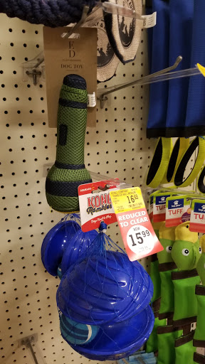 Pet Supply Store «PetSmart», reviews and photos, 2325 S Stemmons Fwy, Lewisville, TX 75067, USA