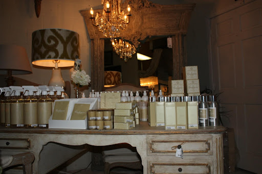 Furniture Store «Back Home Furniture», reviews and photos, 4477 S Lamar Blvd #730, Austin, TX 78745, USA