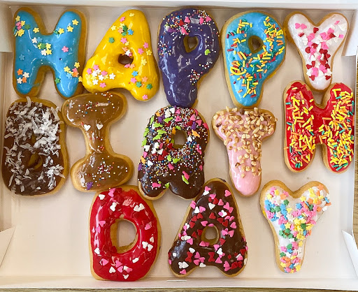 Delightful Donut Shop, 4950 W Illinois Ave # 103, Dallas, TX 75211, USA, 