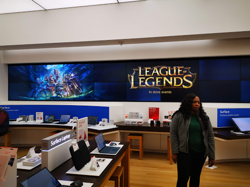 Computer Store «Microsoft Store - NorthPark Center», reviews and photos, 8687 N Central Expy #1612, Dallas, TX 75225, USA