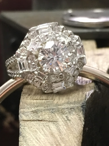 Jeweler «Fredericksburg Jeweler», reviews and photos, 719 Caroline St, Fredericksburg, VA 22401, USA