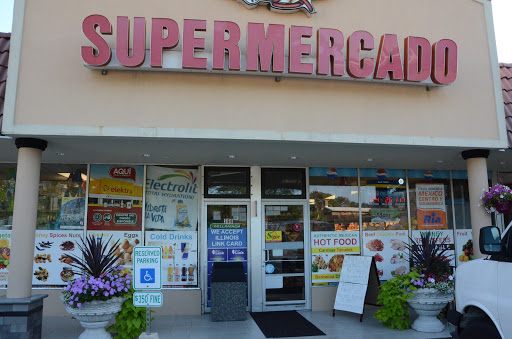 Mexican Grocery Store «La Huerta», reviews and photos, 396 W Lake St, Addison, IL 60101, USA