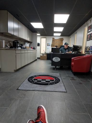 Auto Body Shop «Dabler Auto Body», reviews and photos, 1465 Sunnyview Rd NE, Salem, OR 97301, USA