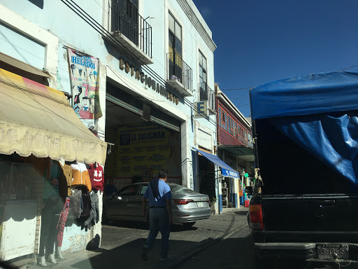 Estacionamiento Hidalgo