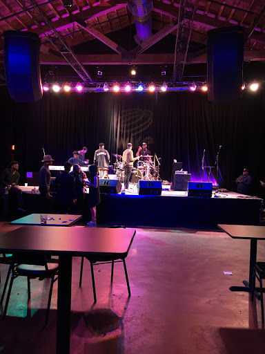 Bar «Wire», reviews and photos, 6815 W Roosevelt Rd, Berwyn, IL 60402, USA