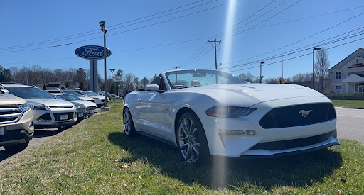 Auto Repair Shop «Hammonasset Ford», reviews and photos, 191 Boston Post Rd, Madison, CT 06443, USA