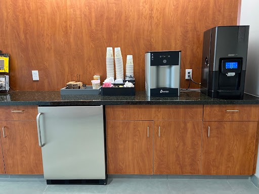 Car Dealer «Lithia Chrysler Jeep Dodge Ram of Concord», reviews and photos, 4901 Marsh Dr, Concord, CA 94520, USA