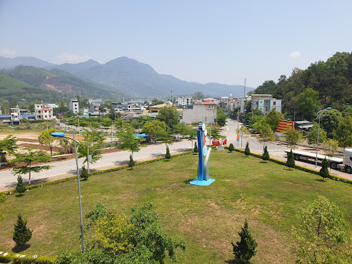 Nhà nghỉ việt tiến