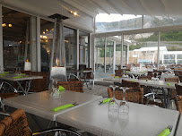 Atmosphère du Restaurant La Frite d'Or à Saint-Jouin-Bruneval - n°14