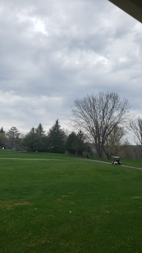 Golf Course «Pine Creek Golf Course», reviews and photos, 3815 N Pine Creek Rd, La Crescent, MN 55947, USA