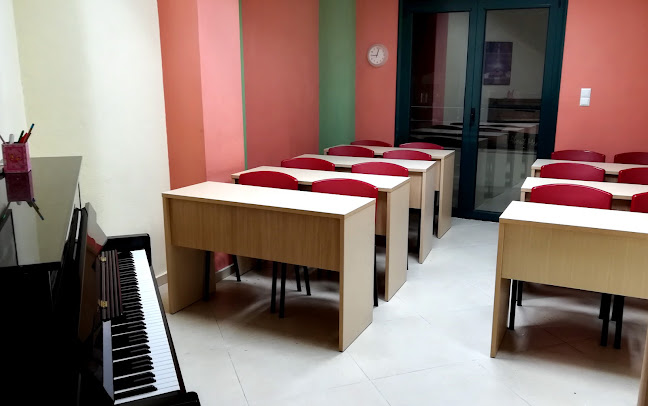 Αξιολογήσεις για το Ωδείο Ορφέας Ωραιοκάστρου στην Ωραιόκαστρο - Σχολείο